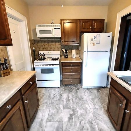 Spacious Frontier Park Apartment Ери Екстериор снимка