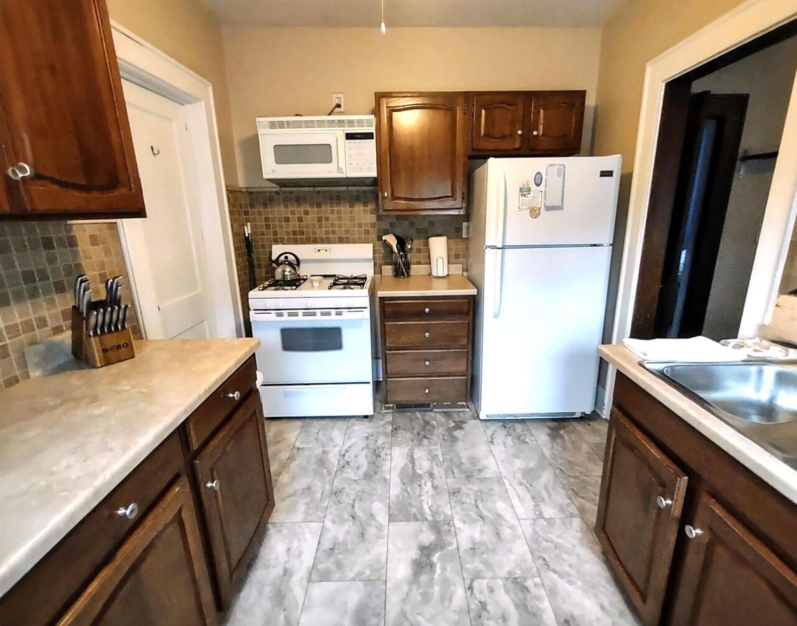 Spacious Frontier Park Apartment Ери Екстериор снимка